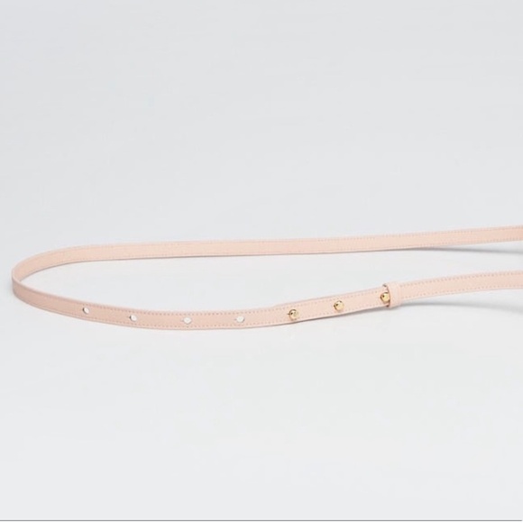 (R) MANSUR GAVRIEL: pale pink bucket bag (medium) - Picture 11 of 15
